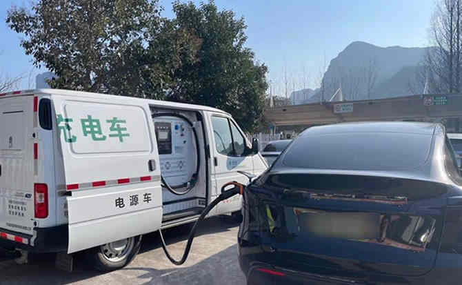 白塔区汽车搭电
