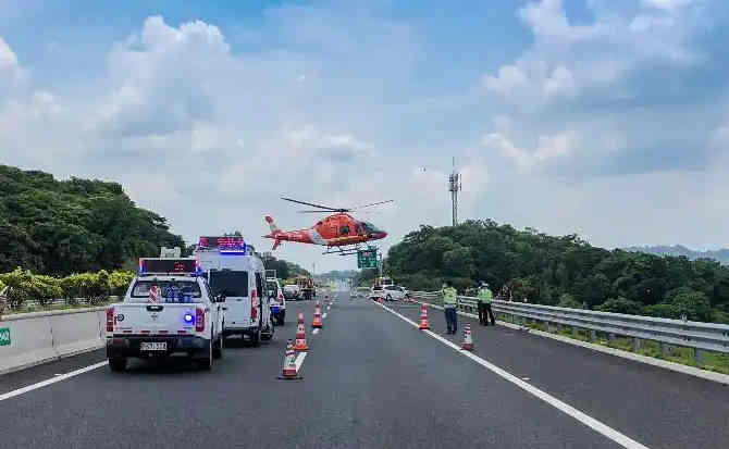 白塔区高速公路汽车救援案例